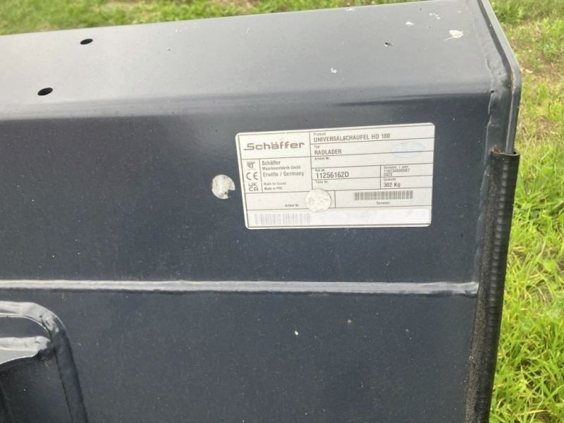 Schäffer UNIVERSALSCHAUFEL 1800MM