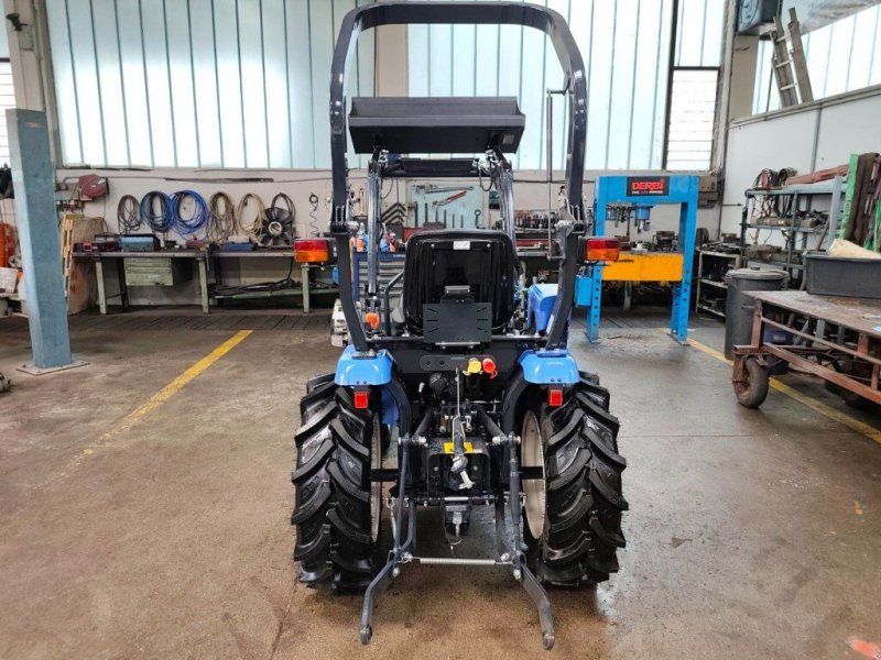 Iseki TM 3187 KOMPAKTTRAKTOR MIT FRONTLADER UND LEICHT