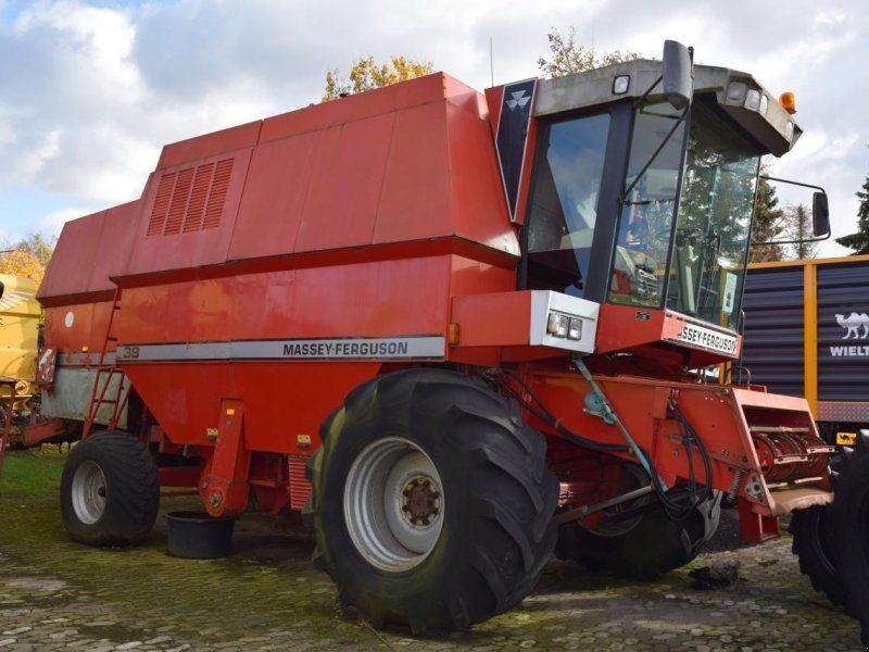 Massey Ferguson 38