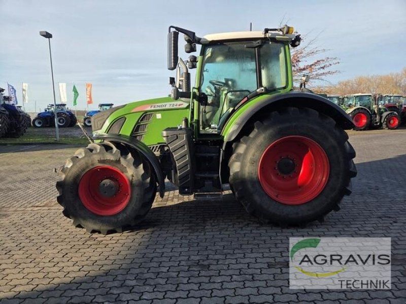 Fendt 724 VARIO S4 Profi Plus
