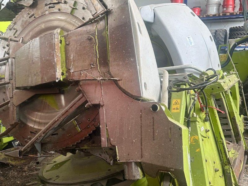 Claas Orbis 600 AC Pro, Schnellkuppler (Messer umgebaut Serie 20