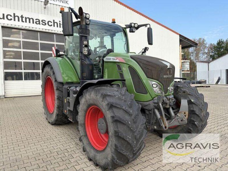 Fendt 724 VARIO S4 Profi Plus