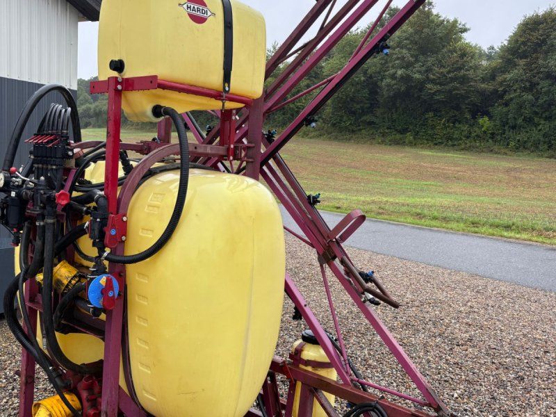 Hardi 850L og 12 Meter
