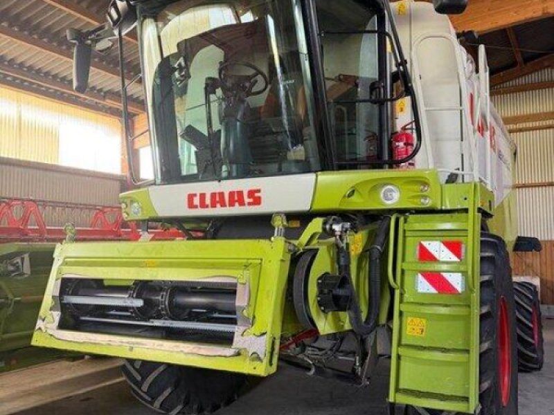 Claas Lexion 560 mit Varioschneidwerk