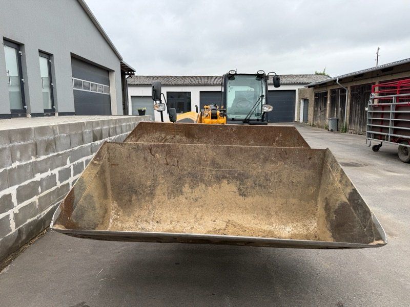 JCB 540-140