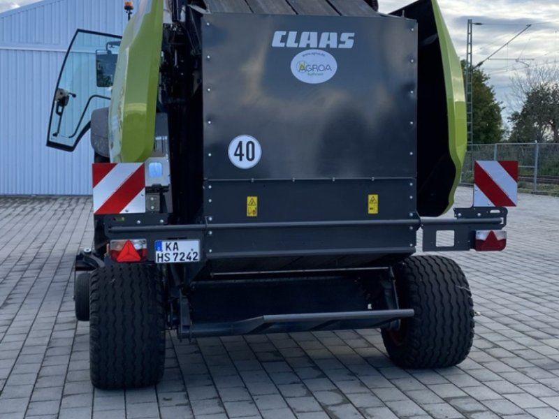 Claas Variant 585 RC PRO