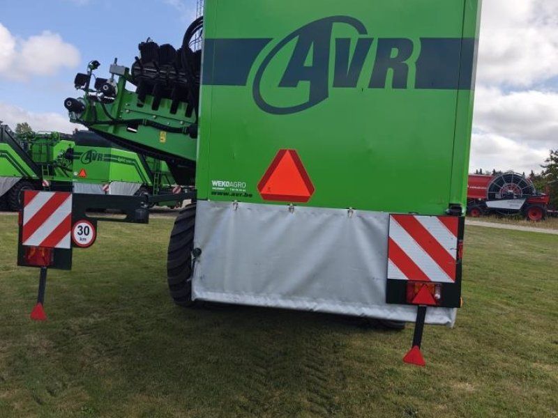 AVR Spirit 9200 CR
