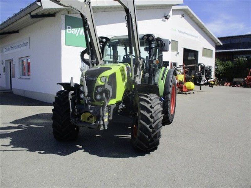 Claas ARION 420 #908