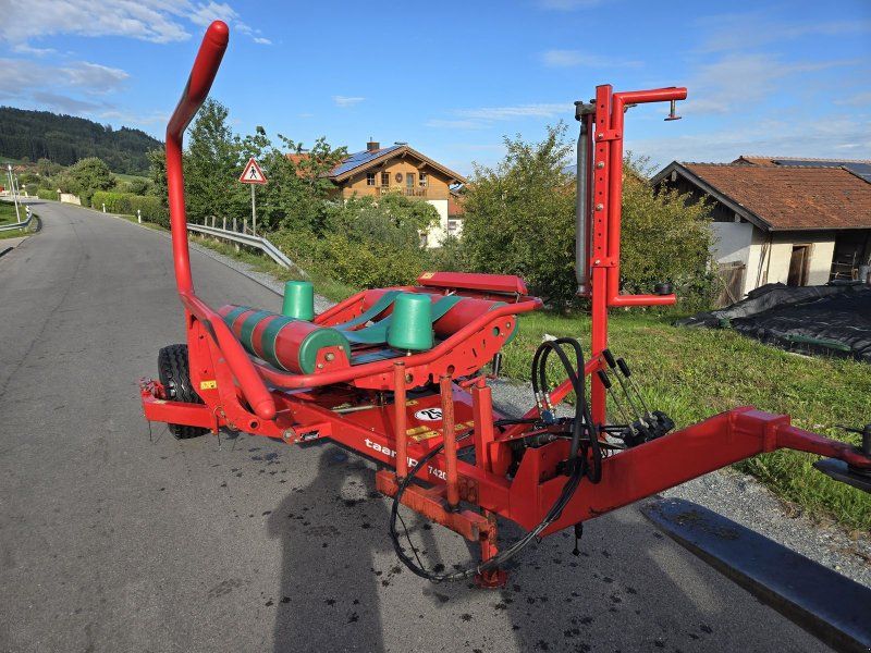 Kverneland Taarup 7420