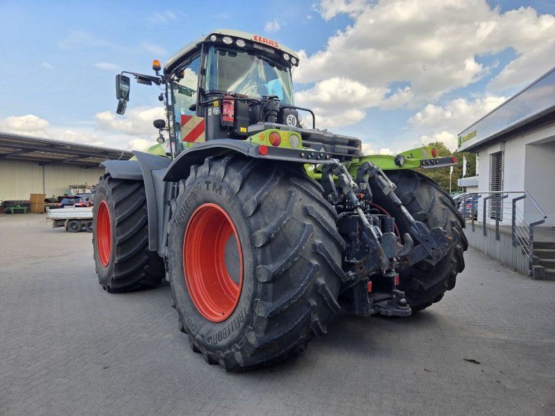 Claas Xerion 5000 TRAC VC