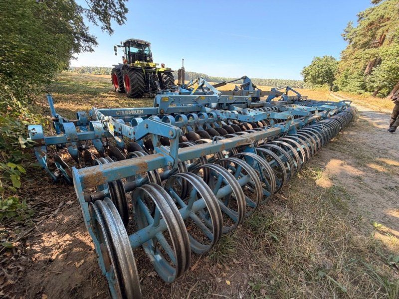 Lemken Gigant 10/1200 mit Heliodor 8/600