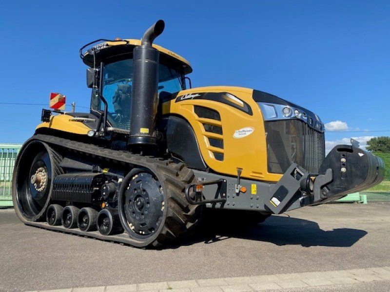 Challenger MT 875E