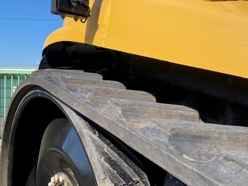 Challenger MT 875E