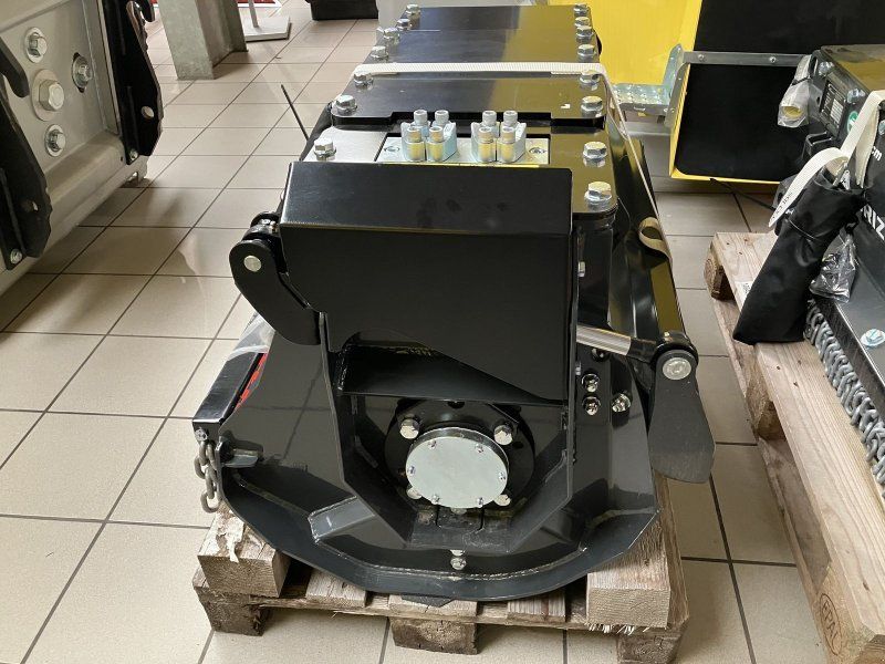 Prinoth Grizzly M 450e