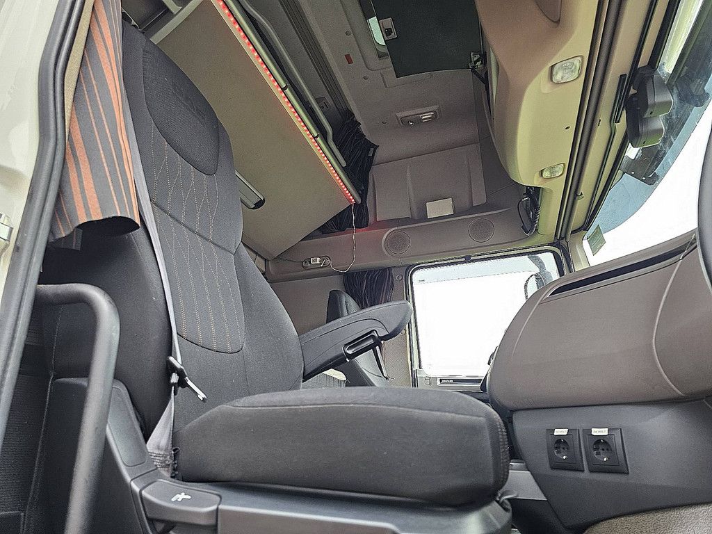 DAF XF 480 super space cab