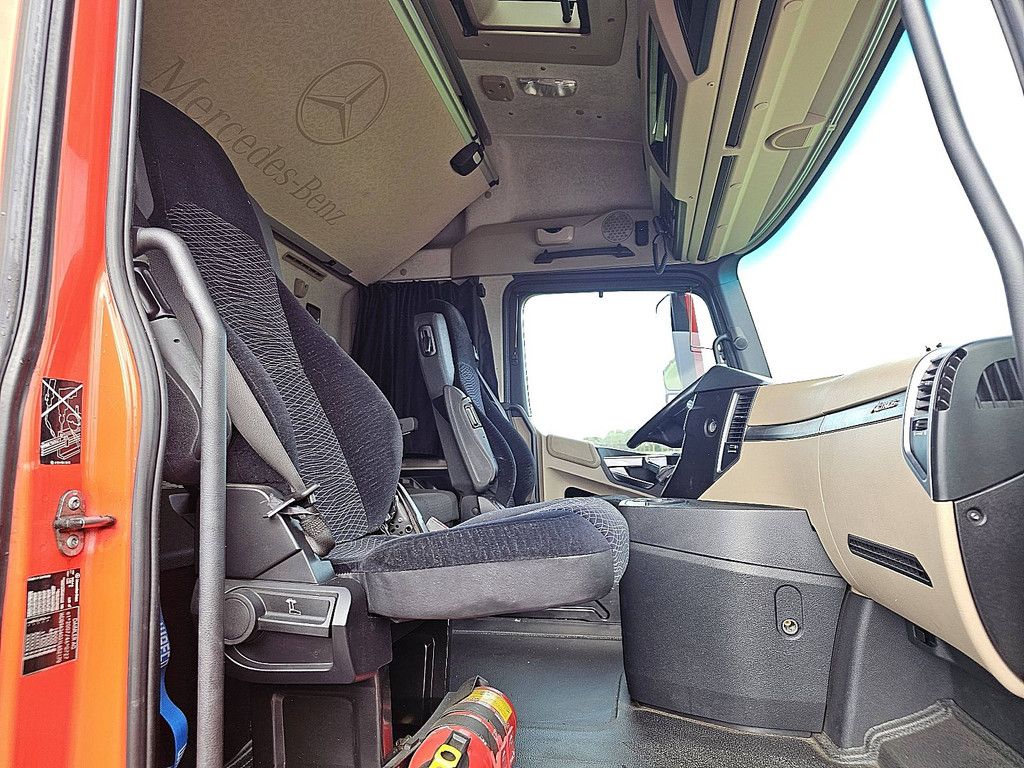 MERCEDES-BENZ ACTROS 1842 LS