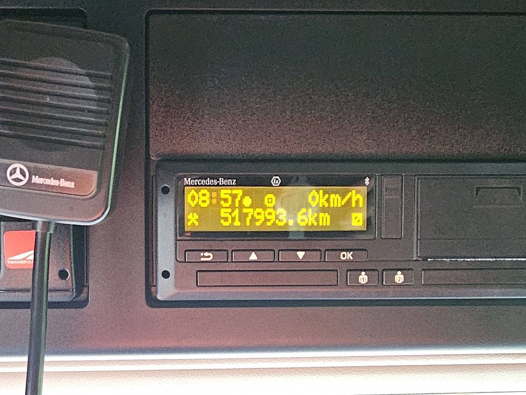 MERCEDES-BENZ ACTROS 1842 LS