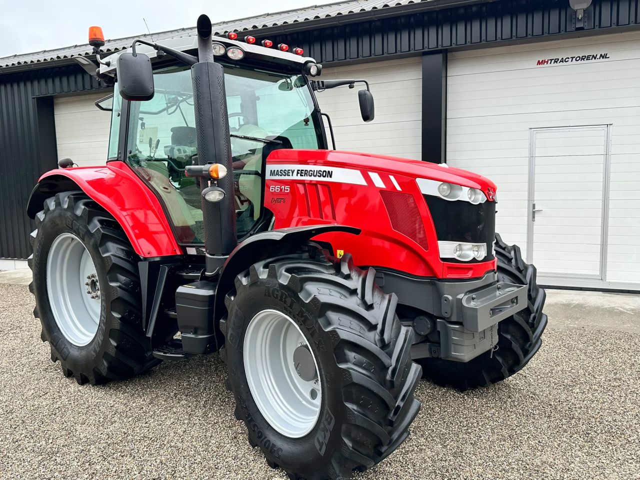 Massey Ferguson 6615