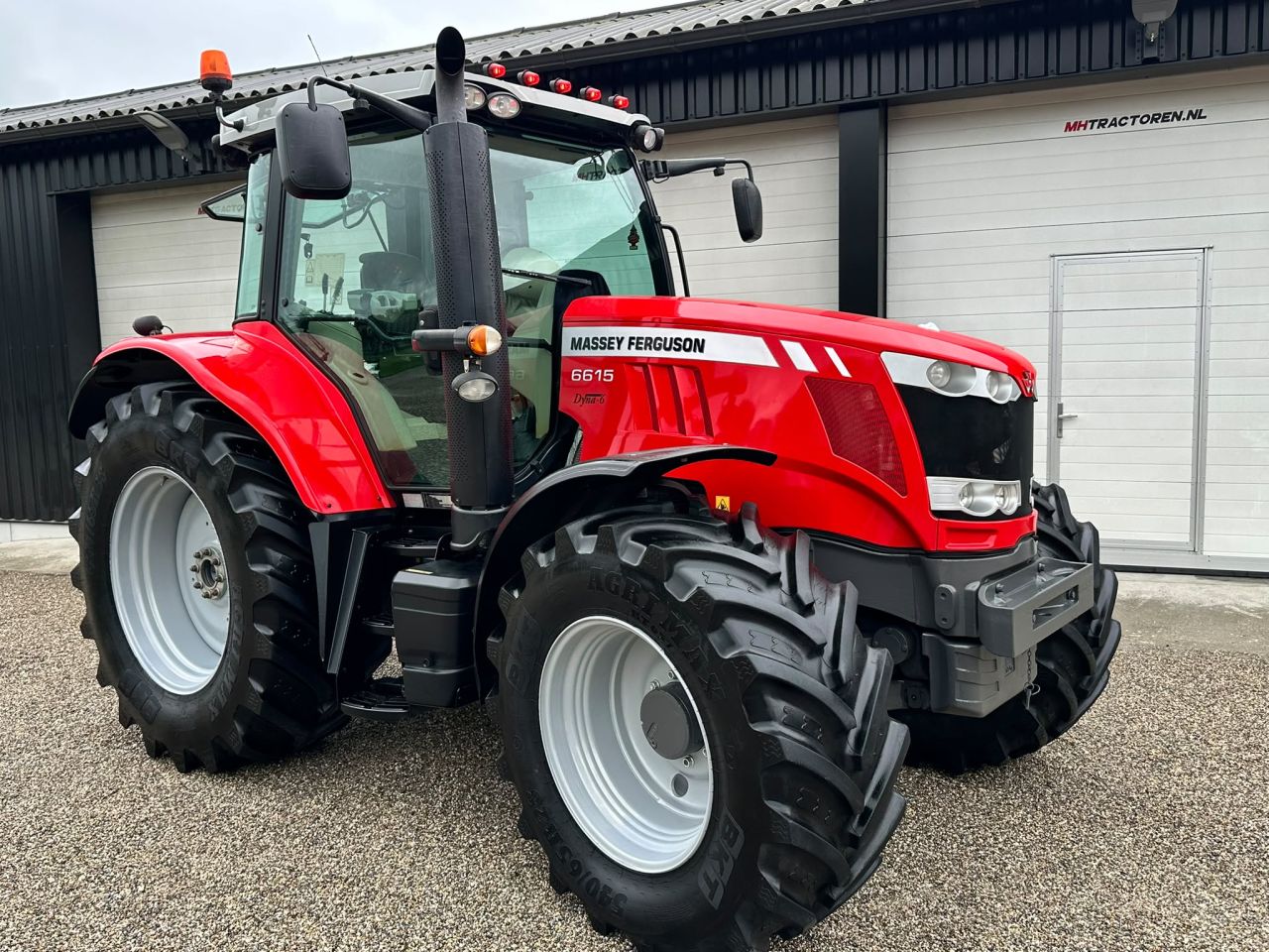 Massey Ferguson 6615