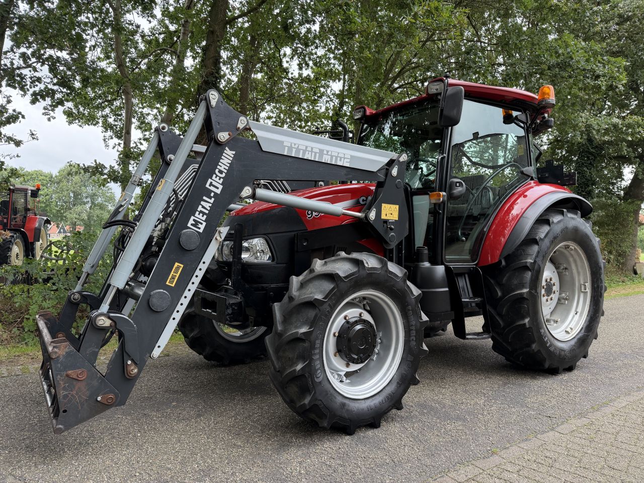 Case IH Farmall 95A