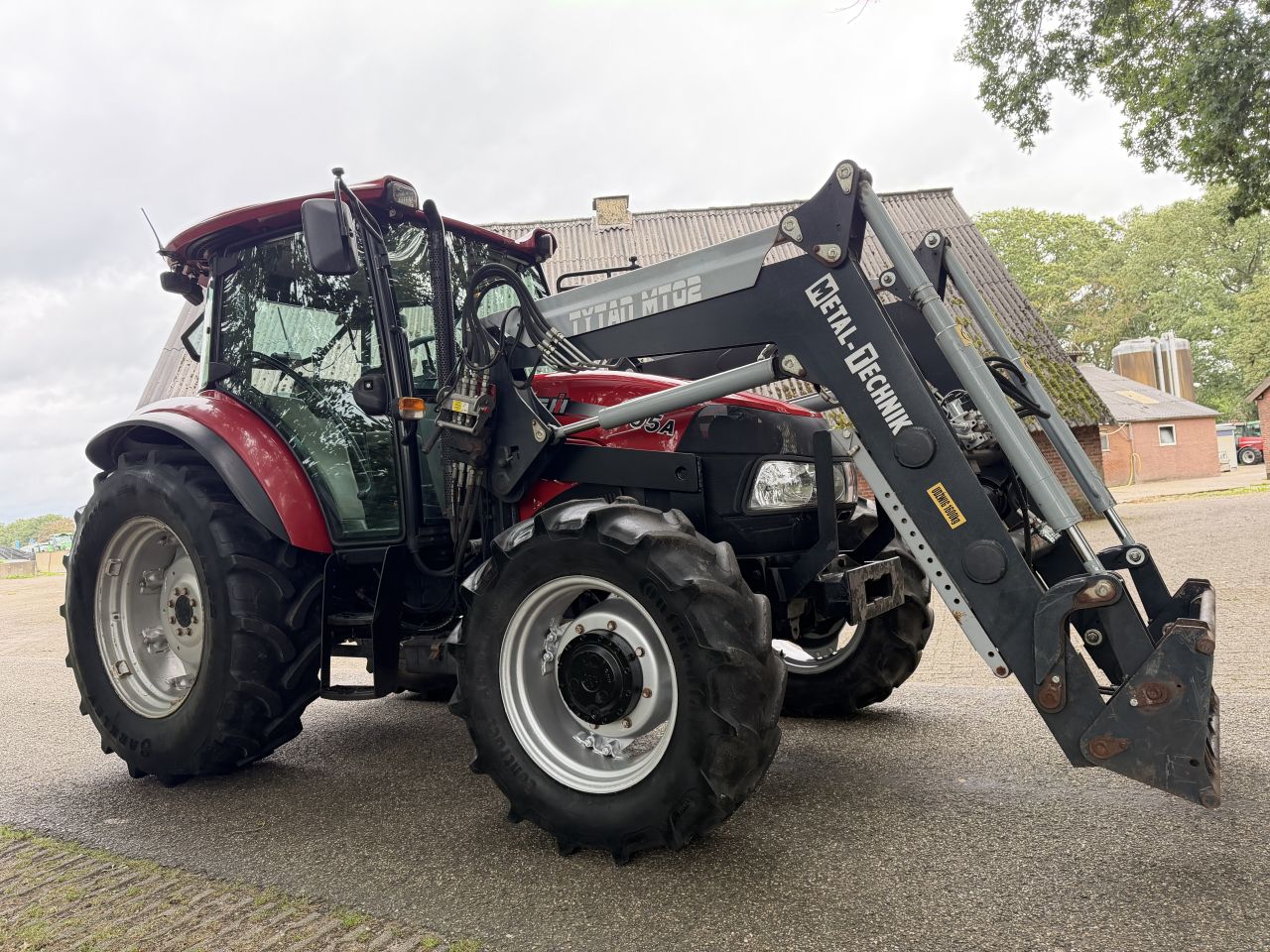 Case IH Farmall 95A