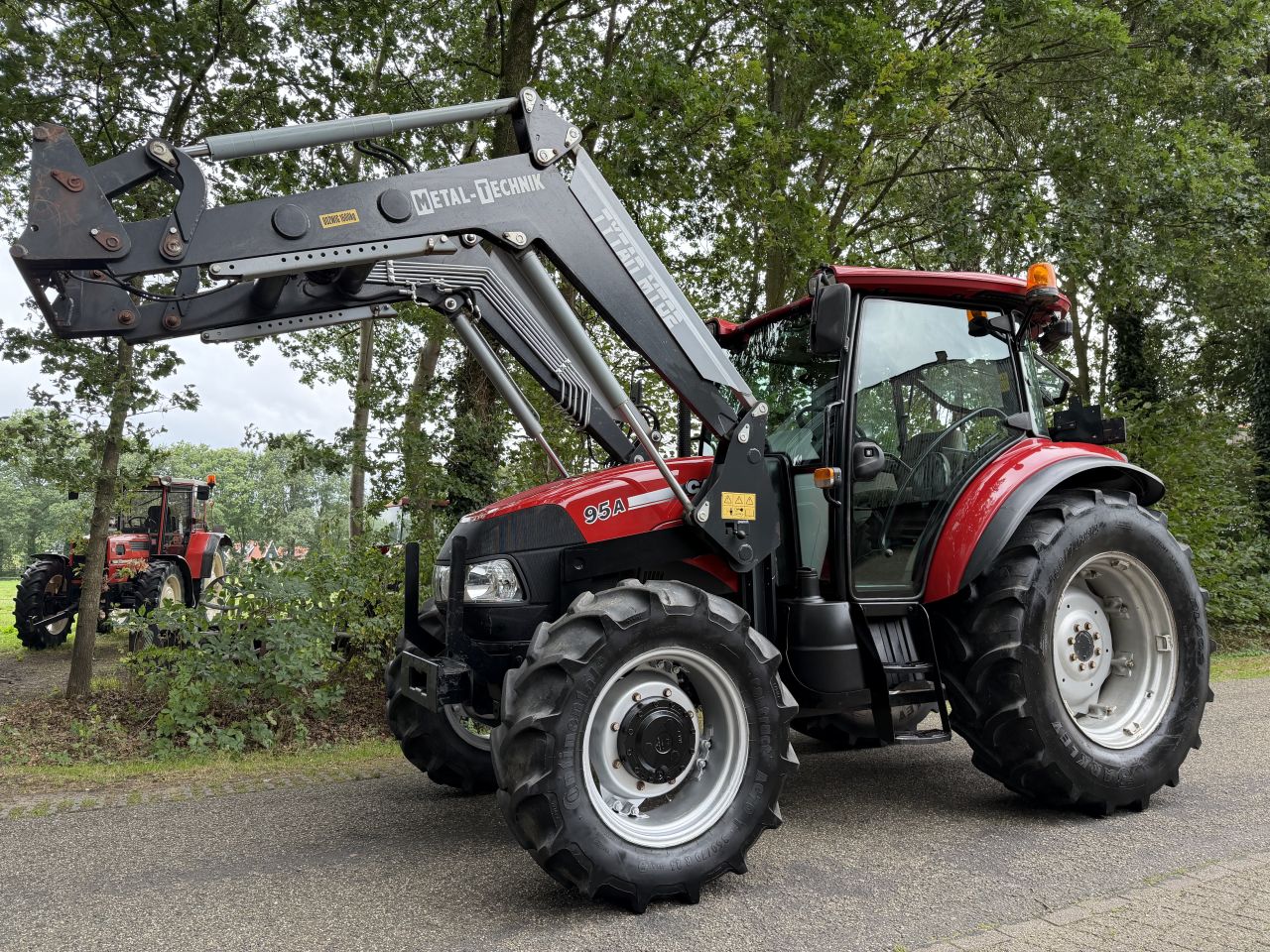 Case IH Farmall 95A