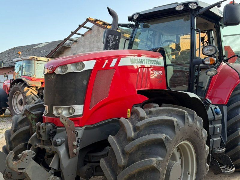 Massey Ferguson 7626 Med frontlift og frontPTO