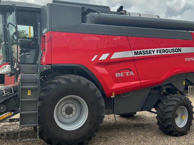 Massey Ferguson 7370 Beta