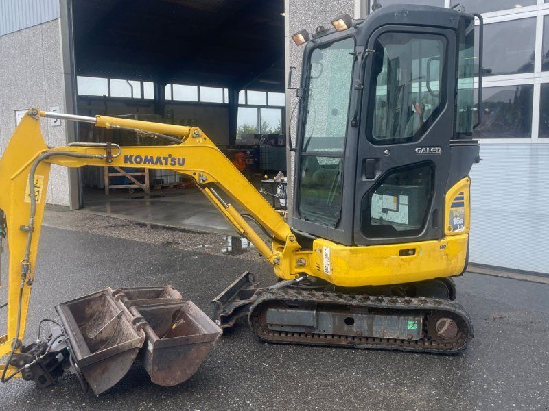 Komatsu PC16R-3HS Inkl. 2grave skovle og tilskovl.