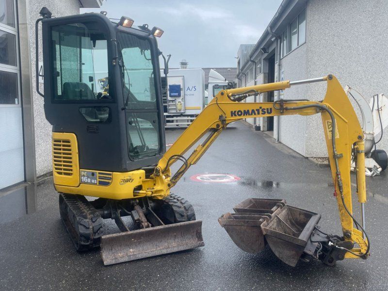 Komatsu PC16R-3HS Inkl. 2grave skovle og tilskovl.