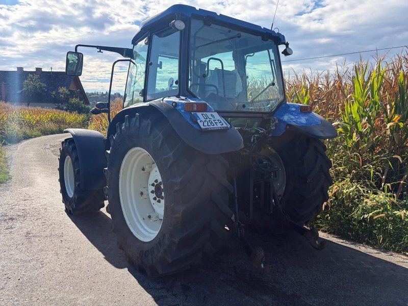 New Holland T5050
