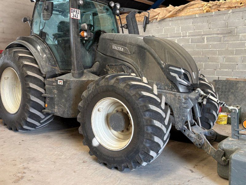Valtra T235D T235D