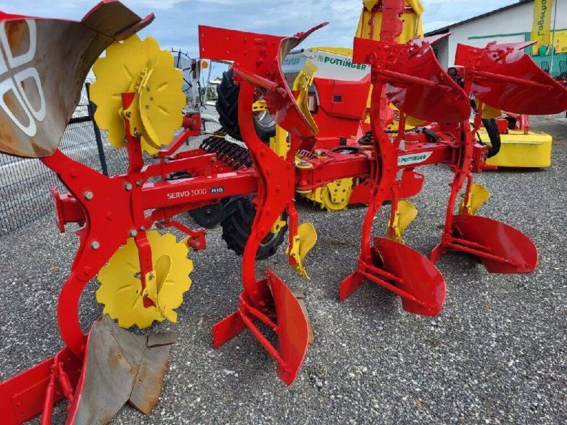 Pöttinger Servo 3000 4 Schar