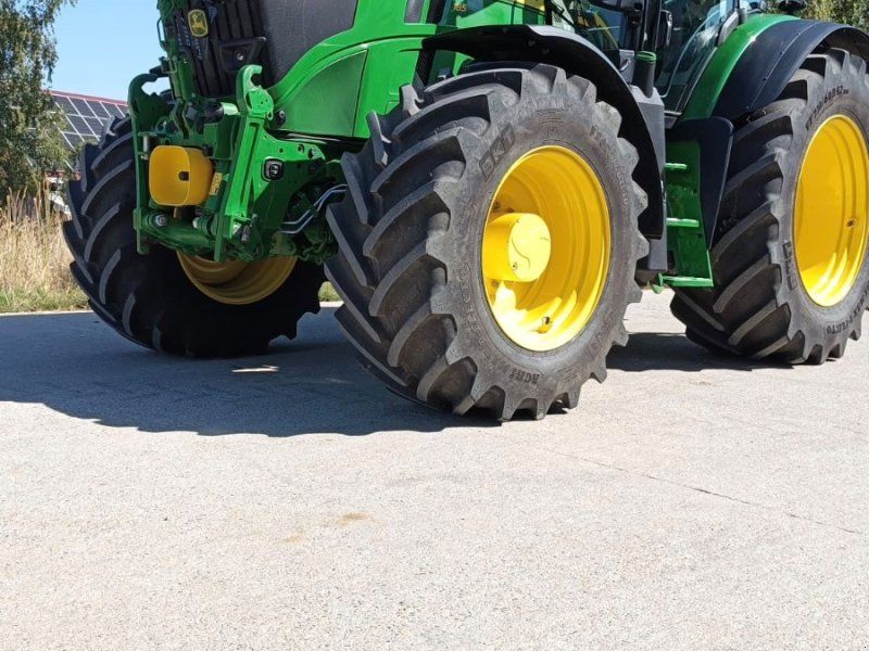 John Deere 6R 185