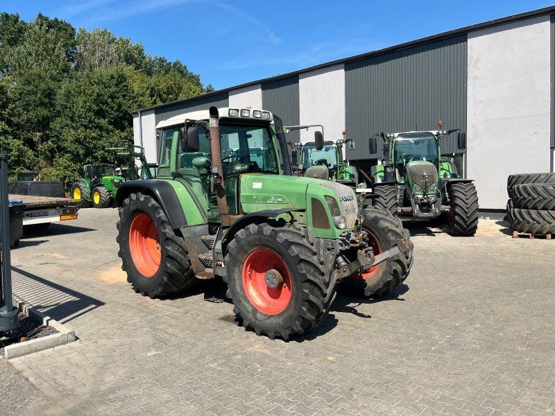 Fendt Favorit 716 Vario