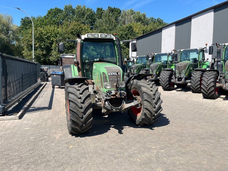 Fendt Favorit 716 Vario