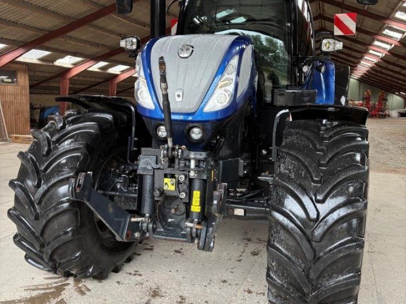 New Holland T7.300