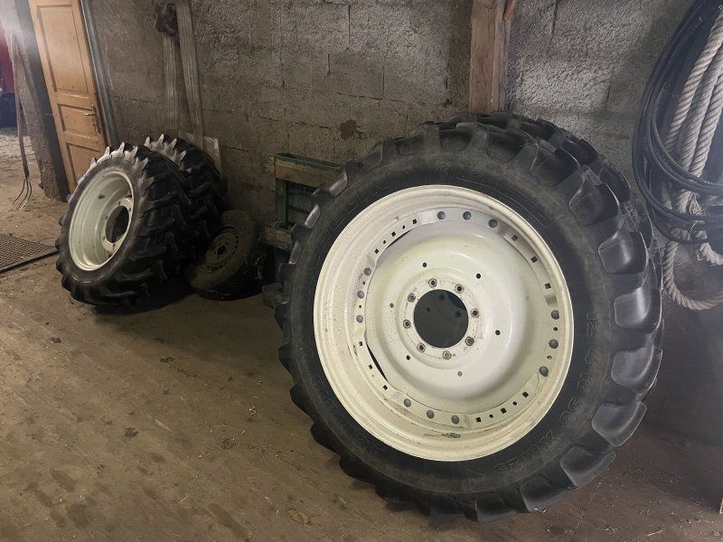 Michelin Kompletträder Steyr Kompakt o. New Holland T4/T5