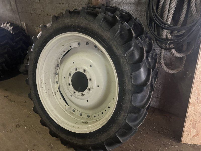 Michelin Kompletträder Steyr Kompakt o. New Holland T4/T5