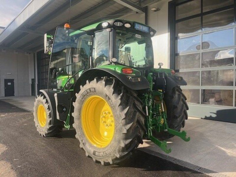 John Deere 6R 110