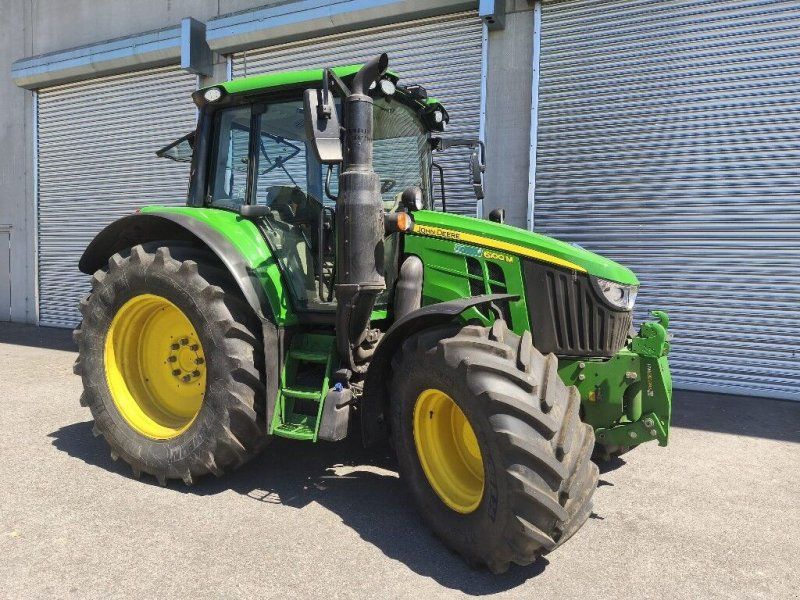 John Deere 6100M