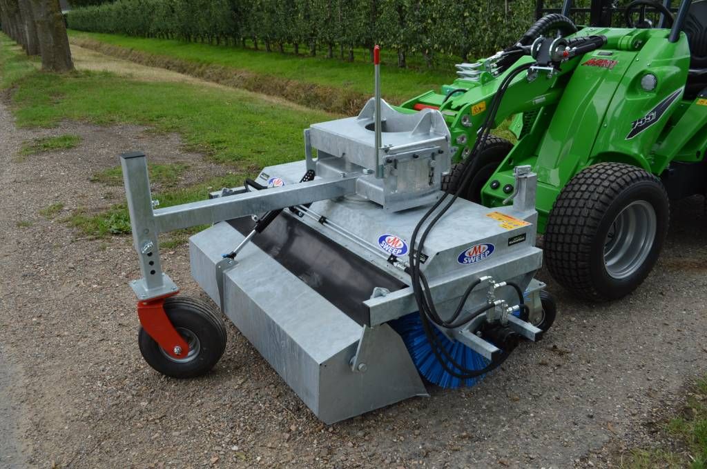 M Sweep HSTV600, 150 cm Veegmachine met opvang