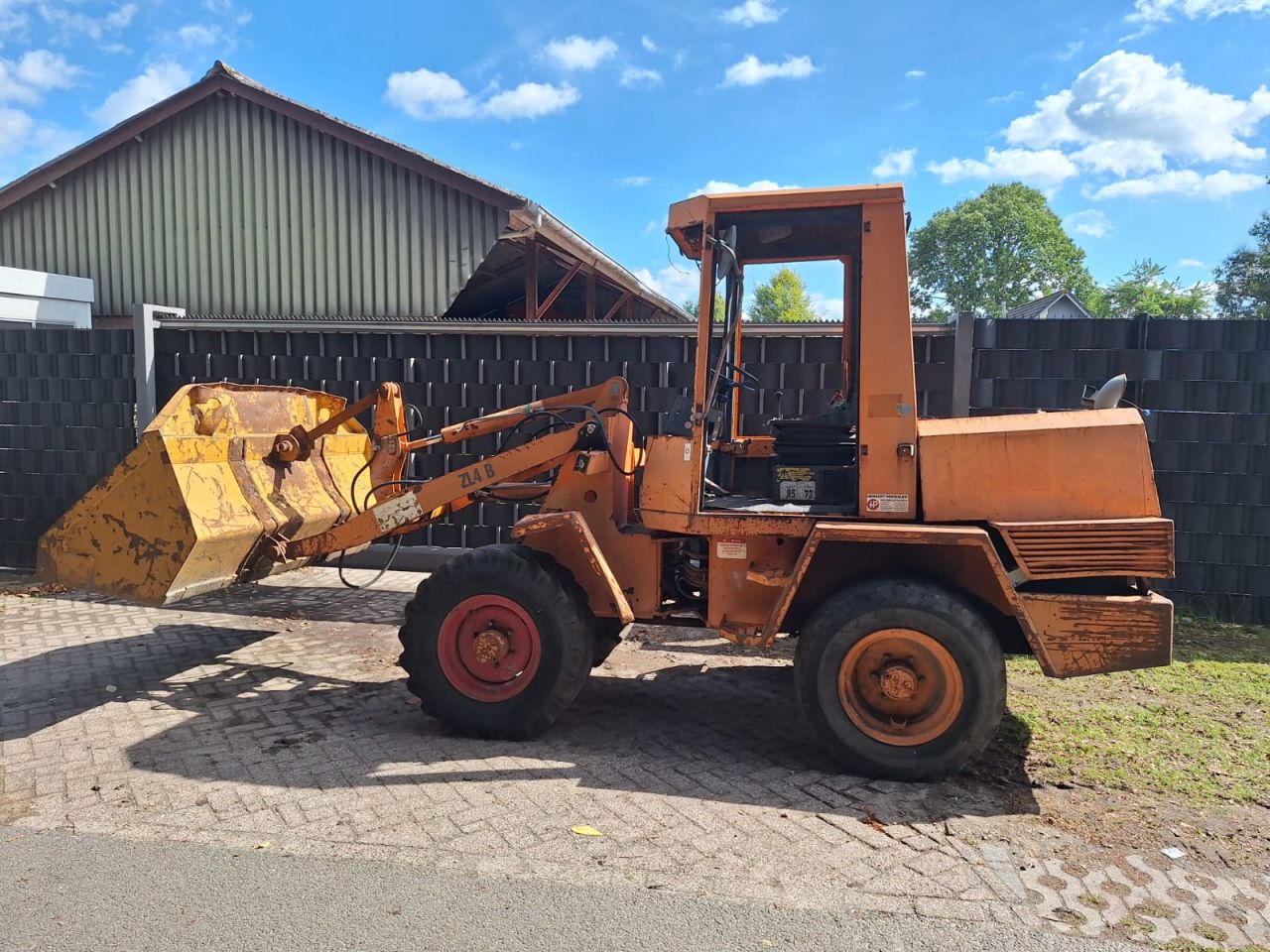 Schaeff minishovel kubota bobcat yanmar minigraver