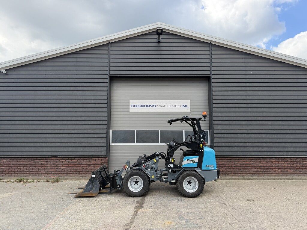Giant G1500 L X-tra minishovel DEMO 2026 €520 LEASE