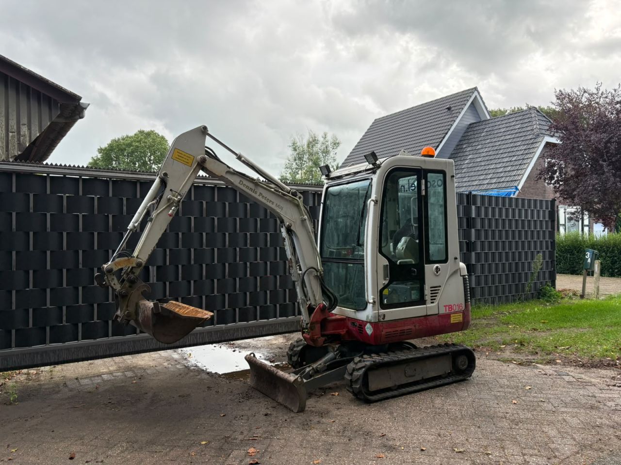 Takeuchi tb 016 minigraver kubota bobcat yanmar minishovel