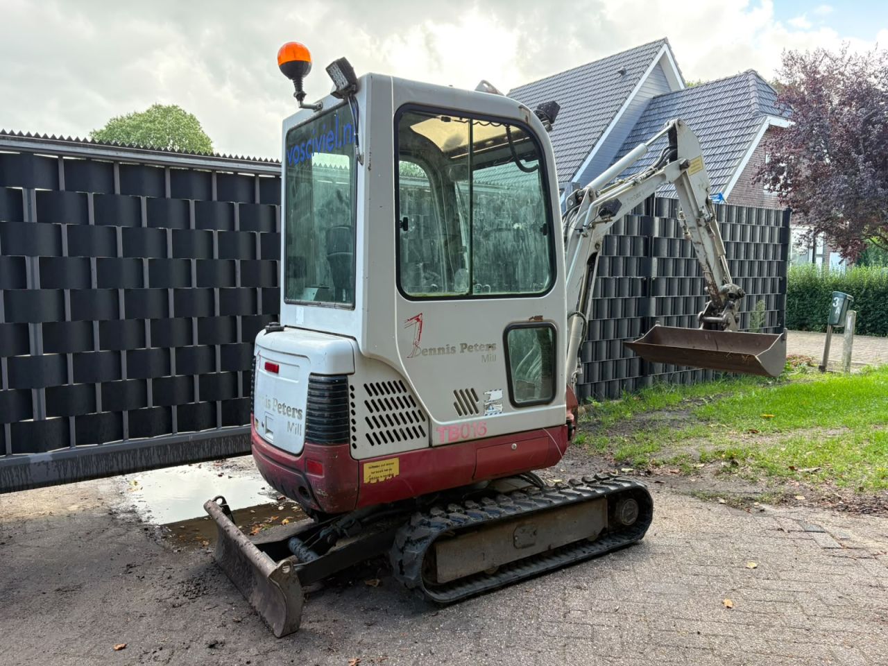Takeuchi tb 016 minigraver kubota bobcat yanmar minishovel
