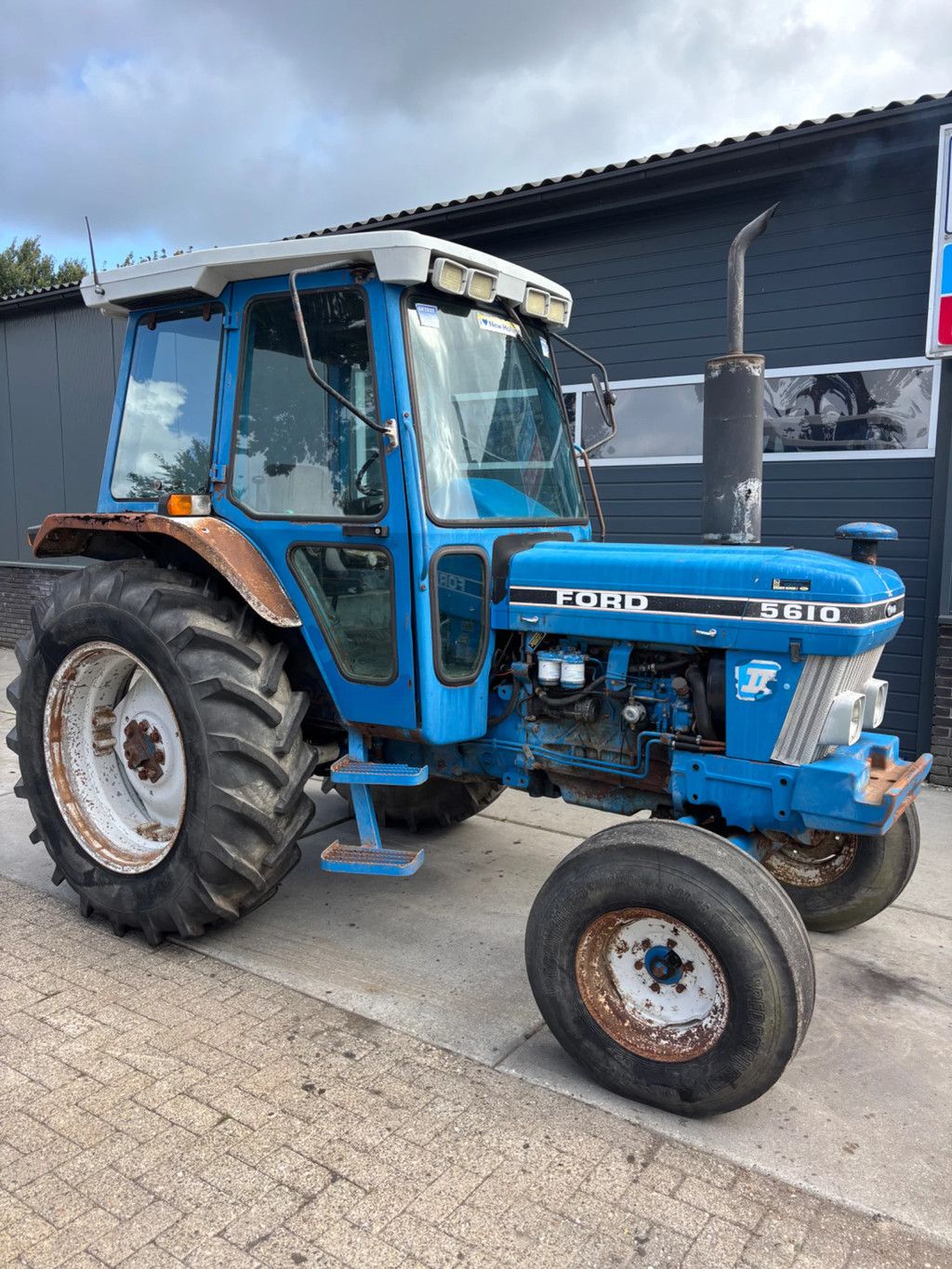 Ford 5610