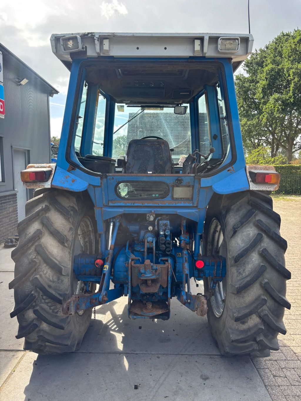 Ford 5610
