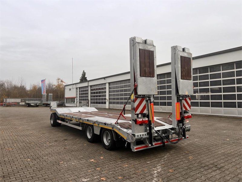 Möslein T 3-6,60 VB 2t 3 Achs Tieflader, Luftgefedert
