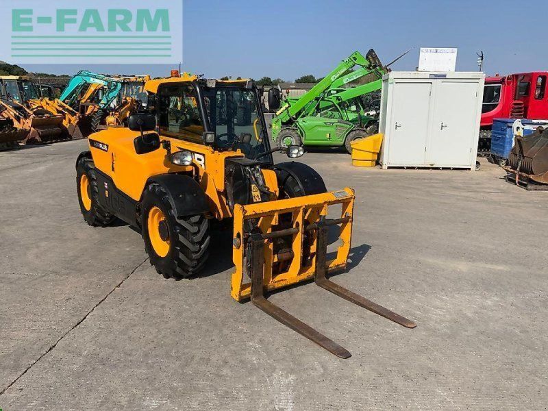 JCB 525-60 agri plus tele (st27038)